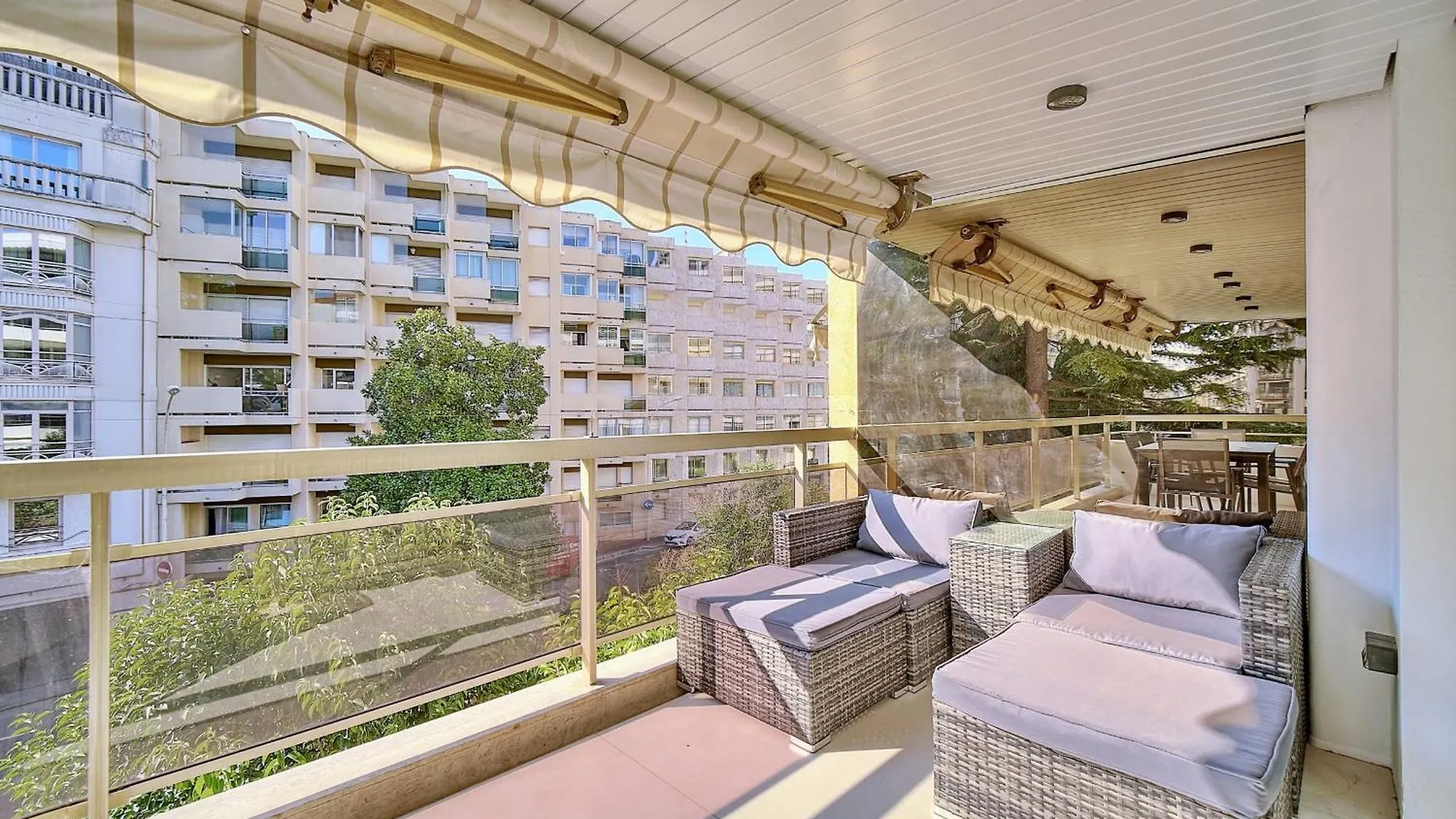 Ref 1442 - Cannes Center - Apartment For Rent